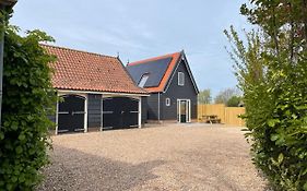 Vakantiehuis T Koetshuis